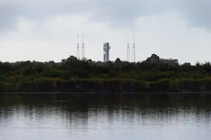 直播报道:SpaceX 将使用猎鹰 9 火箭从卡纳维拉尔角发射 29 颗星链卫星