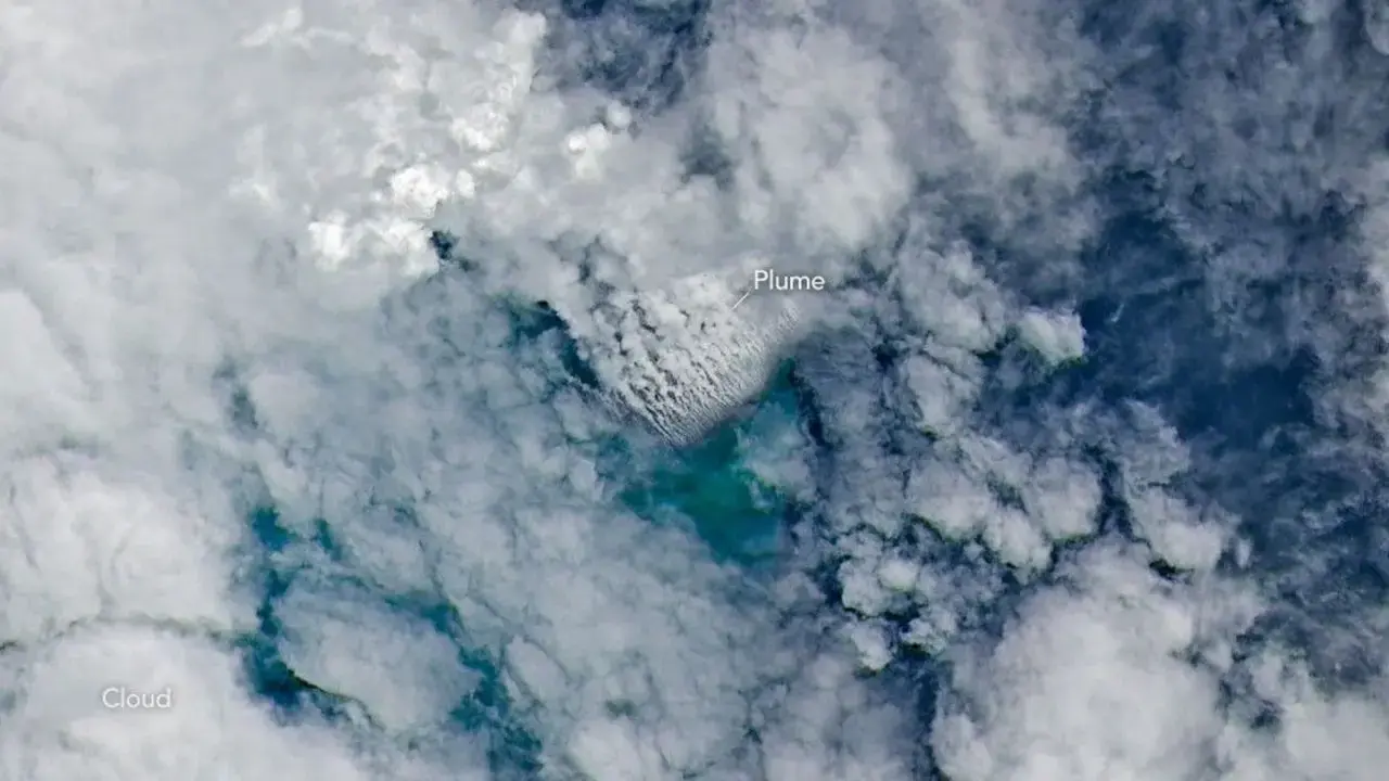 卫星拍摄到海底火山喷发——但科学家对海底实际发生的情况毫无头绪